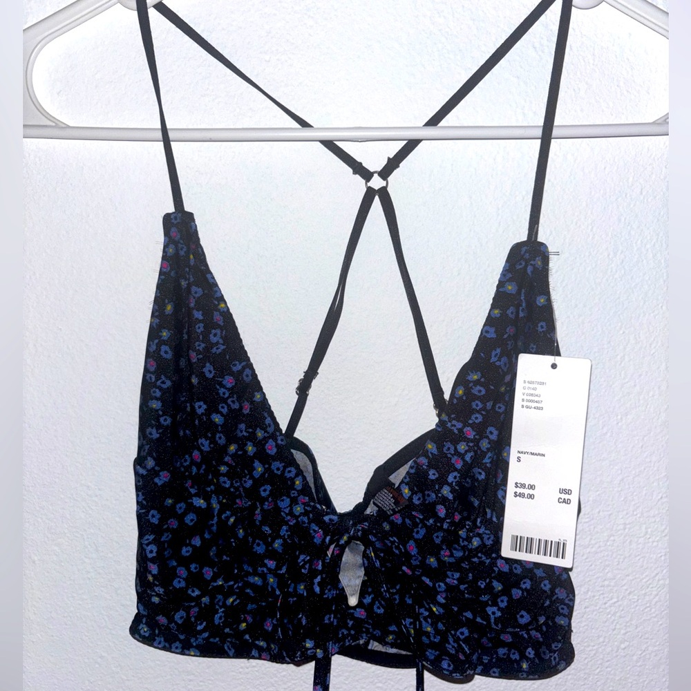 URBAN OUTFITTERS OUT FROM UNDER FLORAL TOP